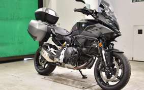 BMW F900XR 2025