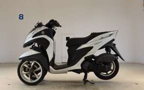 YAMAHA TRICITY 125 2000 SE82J