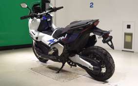 HONDA X-ADV 750 2026 RH21