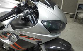 YAMAHA YZF-R6
