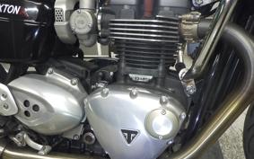 TRIUMPH THRUXTON 1200 R 2016