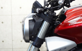 HONDA CB250R MC52