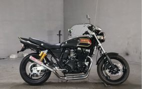 YAMAHA XJR400 R 2025 4HM