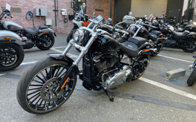 HARLEY FXBR 2026 YE9