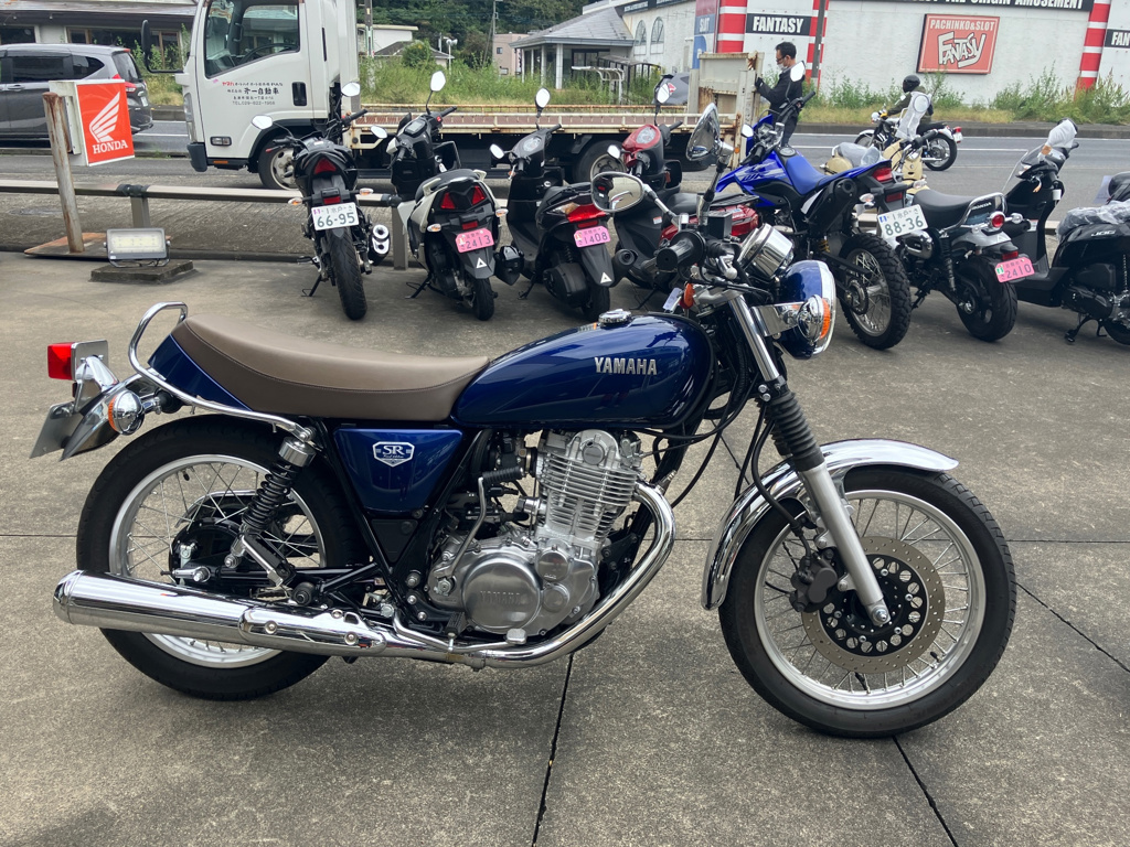 Фото Yamaha SR400 FINAL EDITION 2021 с японского аукциона
