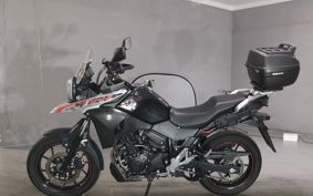 SUZUKI V-STROM 250 DS11A