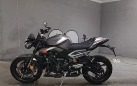 TRIUMPH STREET TRIPLE RS 2024 HDA614