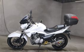 SUZUKI GSR250 GJ55D