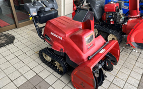 HONDA  SNOW BLOWER  MACHINE 