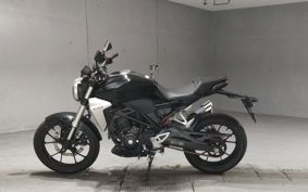 HONDA CB250R MC52