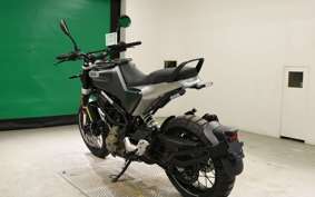 HUSQVARNA SVARTPILEN 401 2021