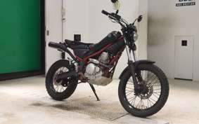 YAMAHA TRICKERS DG16J