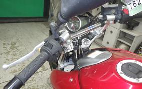 SUZUKI GSR250 2012