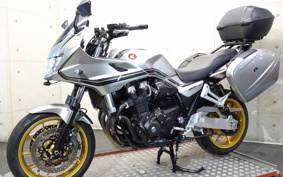 HONDA CB1300 SUPER  BOL DOR ABS 2021 SC54