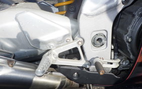 APRILIA RSV1000 MILLE 2004