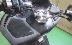 HONDA FORZA MF08