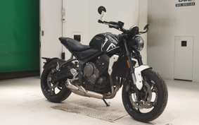 TRIUMPH TRIDENT 660 2021