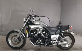 YAMAHA VMAX 2LTN