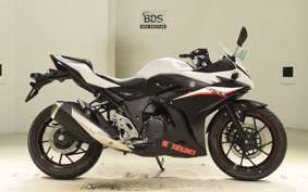 SUZUKI GSX250RA