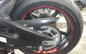 YAMAHA YZF-R6