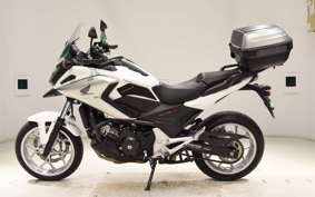 HONDA NC750X A 2016 RC90