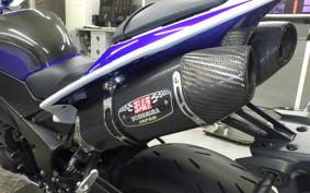 YAMAHA YZF-R1 2013
