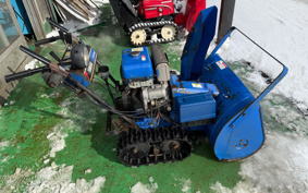 YAMAHA  SNOW BLOWER  MACHINE 