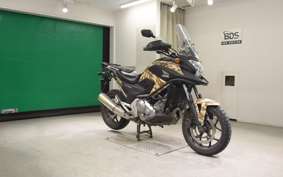 HONDA NC700X A 2012 RC63