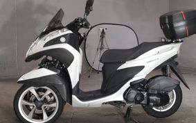 YAMAHA TRICITY 125 SE82J