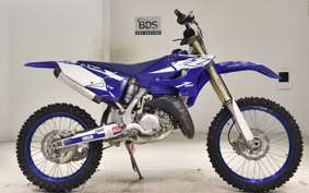YAMAHA YZ125