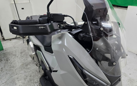HONDA X-ADV 750 2025 RH21