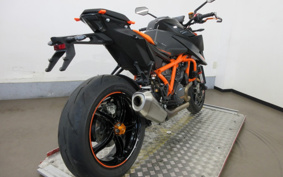 KTM 1290 SUPER DUKE R 2020 V3940