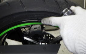 KAWASAKI ZX-25R ZX250E