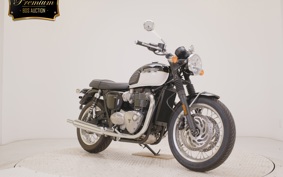 TRIUMPH BONNEVILLE T120 2025