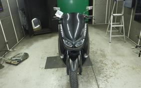 YAMAHA N-MAX 2001 SEG6J