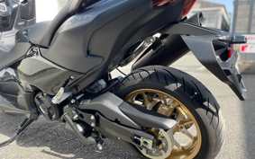 YAMAHA T-MAX 560 A TECHMAX 2022 SJ19J