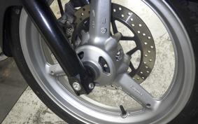 SUZUKI GSR250S 2015