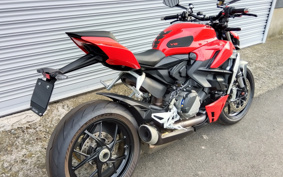 DUCATI STREET FIGHTER V2 2023