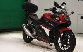 SUZUKI GSX250R 2023