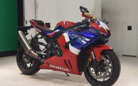 HONDA CBR1000RR R 2023 SC82