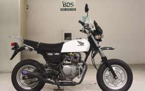 HONDA APE 100 HC07