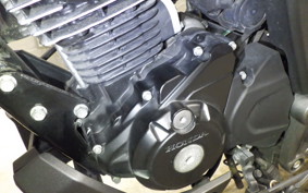 HONDA CB200X 2025