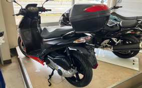 APRILIA SPOILER TSU CITY CUBE 250IE ZD4VB