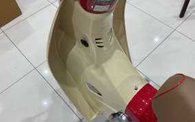 HONDA SUPER CUB 110 HELLOKITTY JA59
