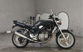 SUZUKI BANDIT250-1 GJ74A