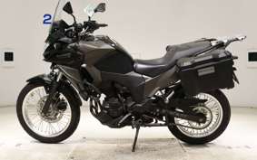KAWASAKI VERSYS X250ﾂｱﾗｰ LE250D