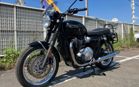 TRIUMPH BONNEVILLE T120 2022 DAD75H