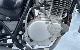 SUZUKI GLASS TRACKER BIG BOY NJ4BA