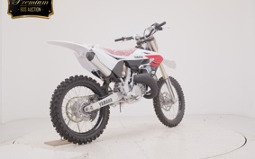 YAMAHA YZ125
