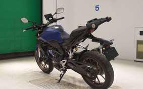 HONDA CB250RA 2002 MC52